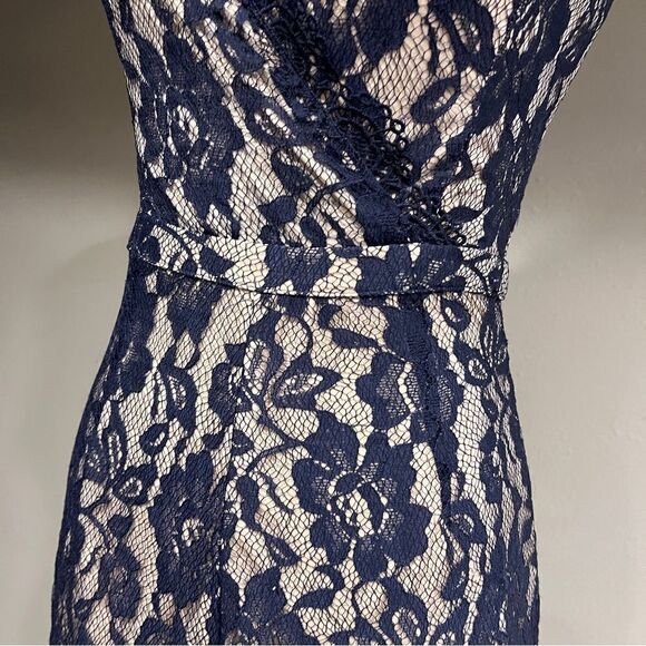 Sleeveless nude color short lace romper - Picture 6 of 15